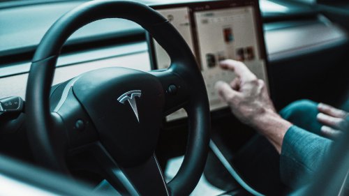 20 reasons why buying a Tesla is a bad idea