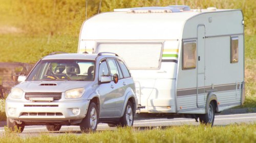 Braked vs. unbraked towing: What's the difference and which is safer?