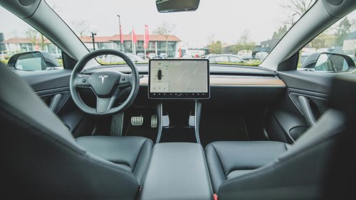20 reasons why buying a Tesla is a bad idea