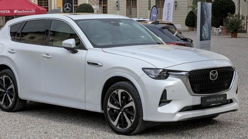 20 best cars for women drivers according to statistics