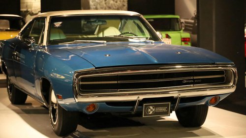 10 greatest muscle cars of all time &amp; 10 modern successors worth owning