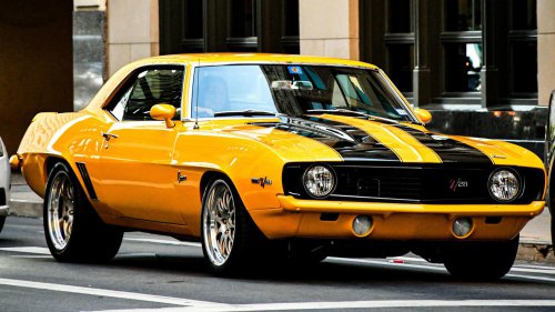 10 greatest muscle cars of all time &amp; 10 modern successors worth owning