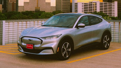 20 best cars for women drivers according to statistics