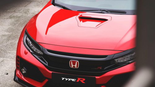 20 best cars for women drivers according to statistics