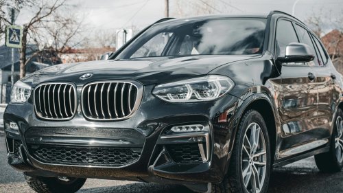 20 best cars for women drivers according to statistics