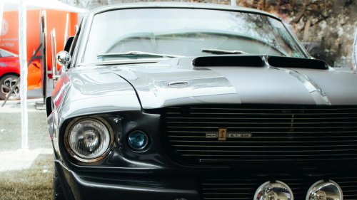 10 greatest muscle cars of all time &amp; 10 modern successors worth owning