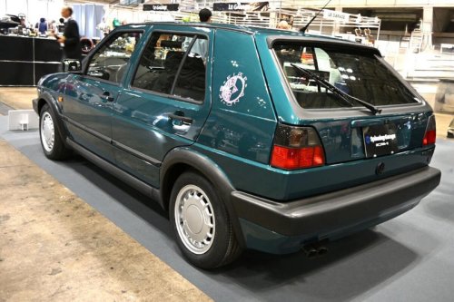 フォルクスワーゲン「ゴルフ」が800万円?「GTI-16V」が高価な理由