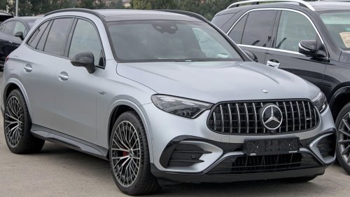20 best cars for women drivers according to statistics