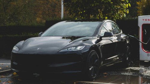 20 best cars for women drivers according to statistics