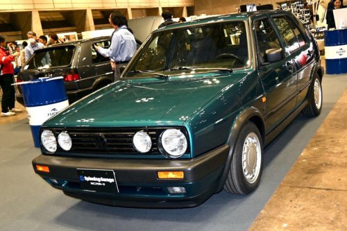 フォルクスワーゲン「ゴルフ」が800万円?「GTI-16V」が高価な理由