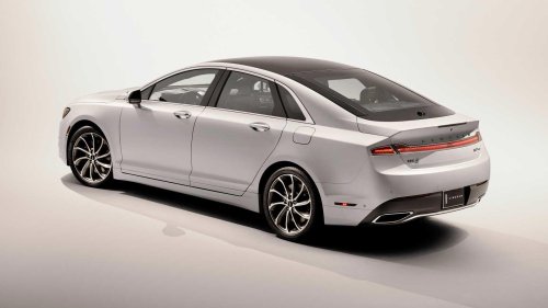 Lincoln's 400-HP sleeper sedan had the heart of a Bronco Raptor