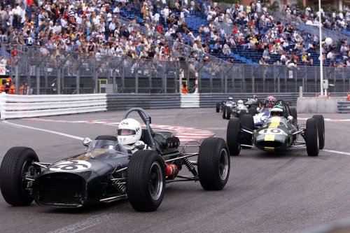 Fernando Alonso habla en Mónaco sobre su renovación con Aston Martin: 