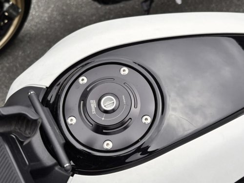 大型なのに気軽に乗れる不思議なバイク ドゥカティ スクランブラー（リゾマ・エディション）【みんなのバイク】