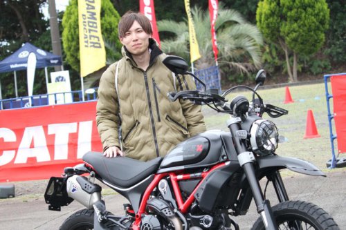 大型なのに気軽に乗れる不思議なバイク ドゥカティ スクランブラー（リゾマ・エディション）【みんなのバイク】