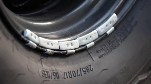 What do you call the little squares on wheels and what are they for?