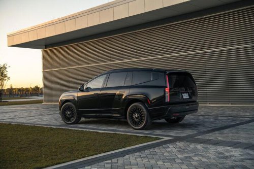 Hyundai launches new top trim for IONIQ 9