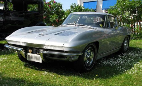 Classic Cars Serious Collectors Are Buying Before Prices Get Out of Reach