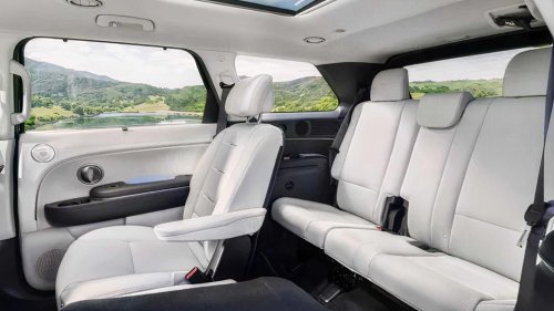 This Hyundai was quietly beating BMW and Mercedes, until a fatal defect changed everything
