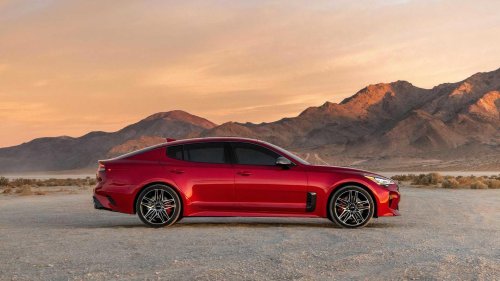 Kia, Kia Stinger, BMW, BMW 3 Series, Kia Stinger: The underrated sports sedan that rivals BMW 3 Series