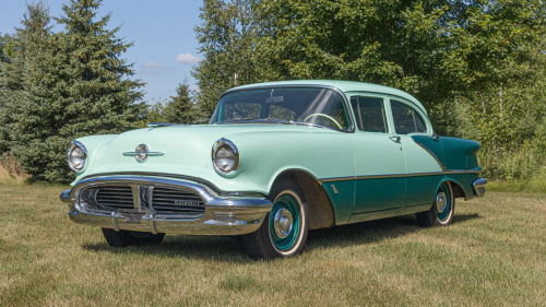 Oldsmobile, The forgotten Oldsmobile that started the muscle car era