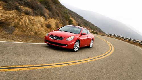 5 modern manual transmission cars nobody talks about