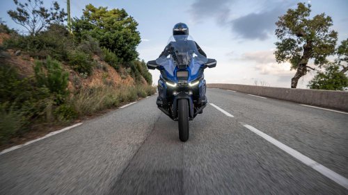 The R 1300 RT: A luxury tourer that's easy to ride and trust