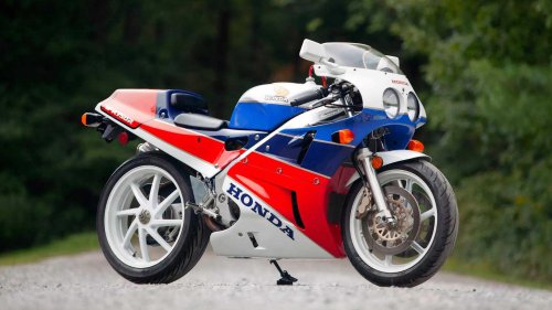 Honda VFR750R RC30: The first WorldSBK homologation special