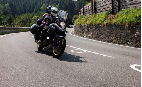 Círculos misteriosos en el asfalto: así funciona la nueva marca vial que desconcierta a los conductores