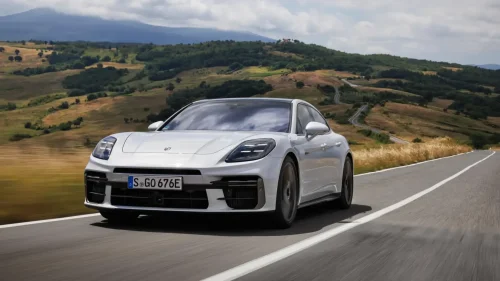 Prueba del Porsche Panamera Turbo S E-Hybrid: "Su suspensión lleva a otro nivel la comodidad"