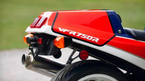 Honda VFR750R RC30: The first WorldSBK homologation special
