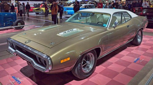5 legendary Mopar cars that weren't built by Dodge
