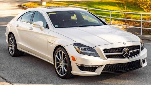 10 cars that can do 180 mph and cost less than a Camry