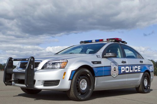 En imágenes: coches de policía estadounidenses del pasado y del presente