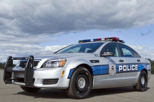 En imágenes: coches de policía estadounidenses del pasado y del presente