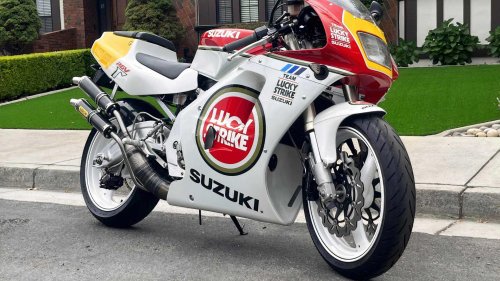 Suzuki, Suzuki RGV250: Why this two-stroke was faster than modern superbikes