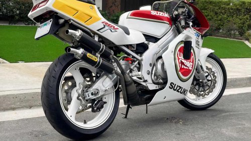 Suzuki, Suzuki RGV250: Why this two-stroke was faster than modern superbikes