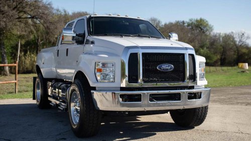 The trucks powered by Ford's mighty V10