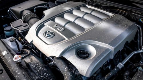 10 V8 sedans and SUVs we miss