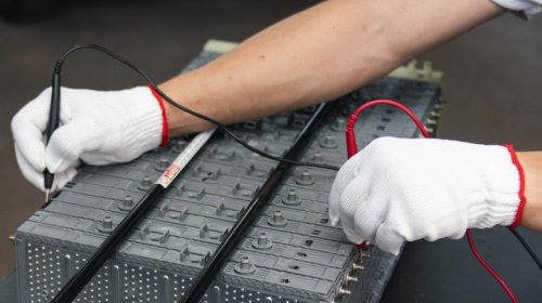 3 of the most common problems drivers have with hybrid batteries