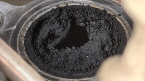 What might cause a diesel engine to lose power (and possible fixes)