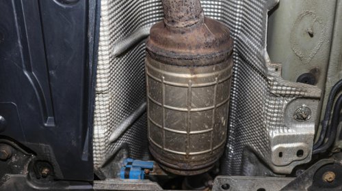 What might cause a diesel engine to lose power (and possible fixes)