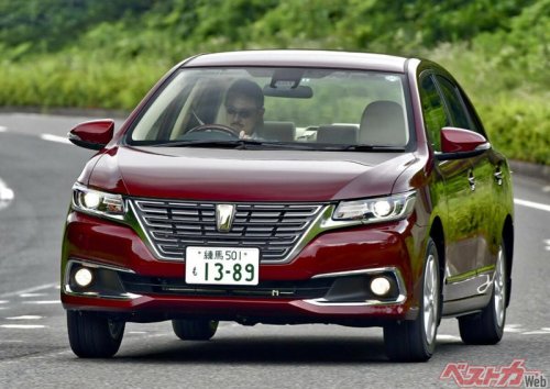 ミニクラウンことトヨタ プレミオが渋すぎる! おじさんセダンが新車よりも高い300万円オーバーで取引きされる理由