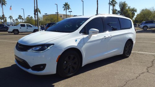 10 vehicles proving hybrids are making a bigger comeback than EVs