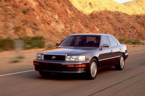 The first-ever cars of the world's most famous automakers