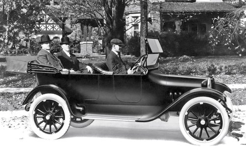 The first-ever cars of the world's most famous automakers