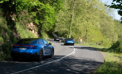 A fondo con el Alpine A390 en tramo cerrado: ¿cuánto puede dar de sí cuando la carretera es tuya?