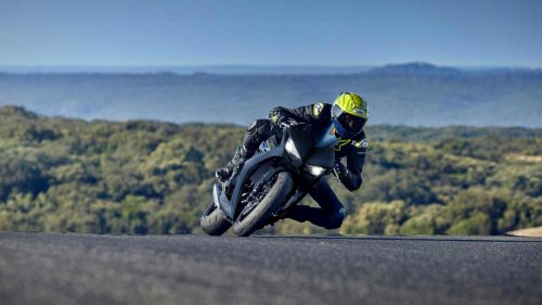 Honda, Honda’s new inline-four bike is a Yamaha XSR killer