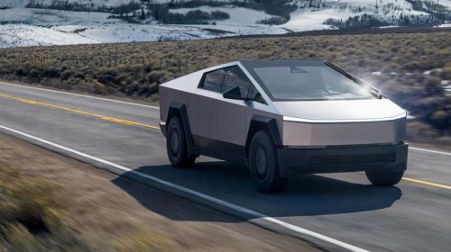 Toyota, Ford, The safest large pickup in 2026 isn't a Toyota or Ford, according to the IIHS