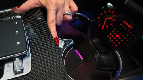 5 of the coolest G-Wagon interior features Mercedes has ever included