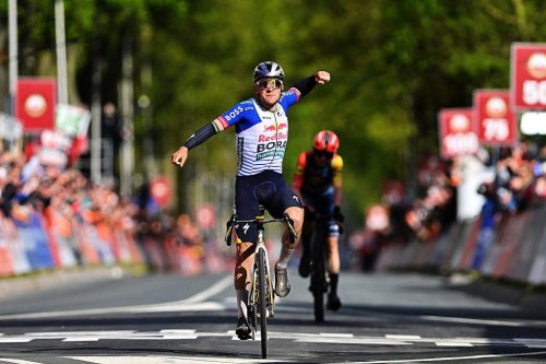 Evenepoel se estrena en la Amstel Gold Race ante Skjelmose